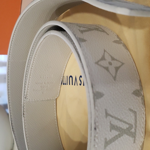 Lv belt - Picture 3 of 3